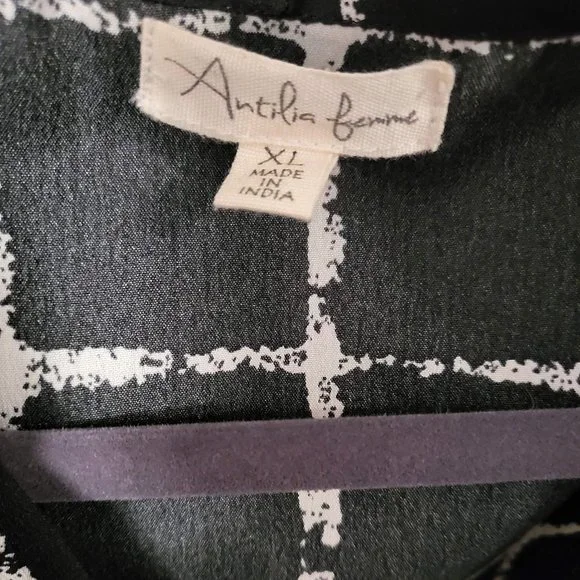 Dress top - Picture 2 of 9